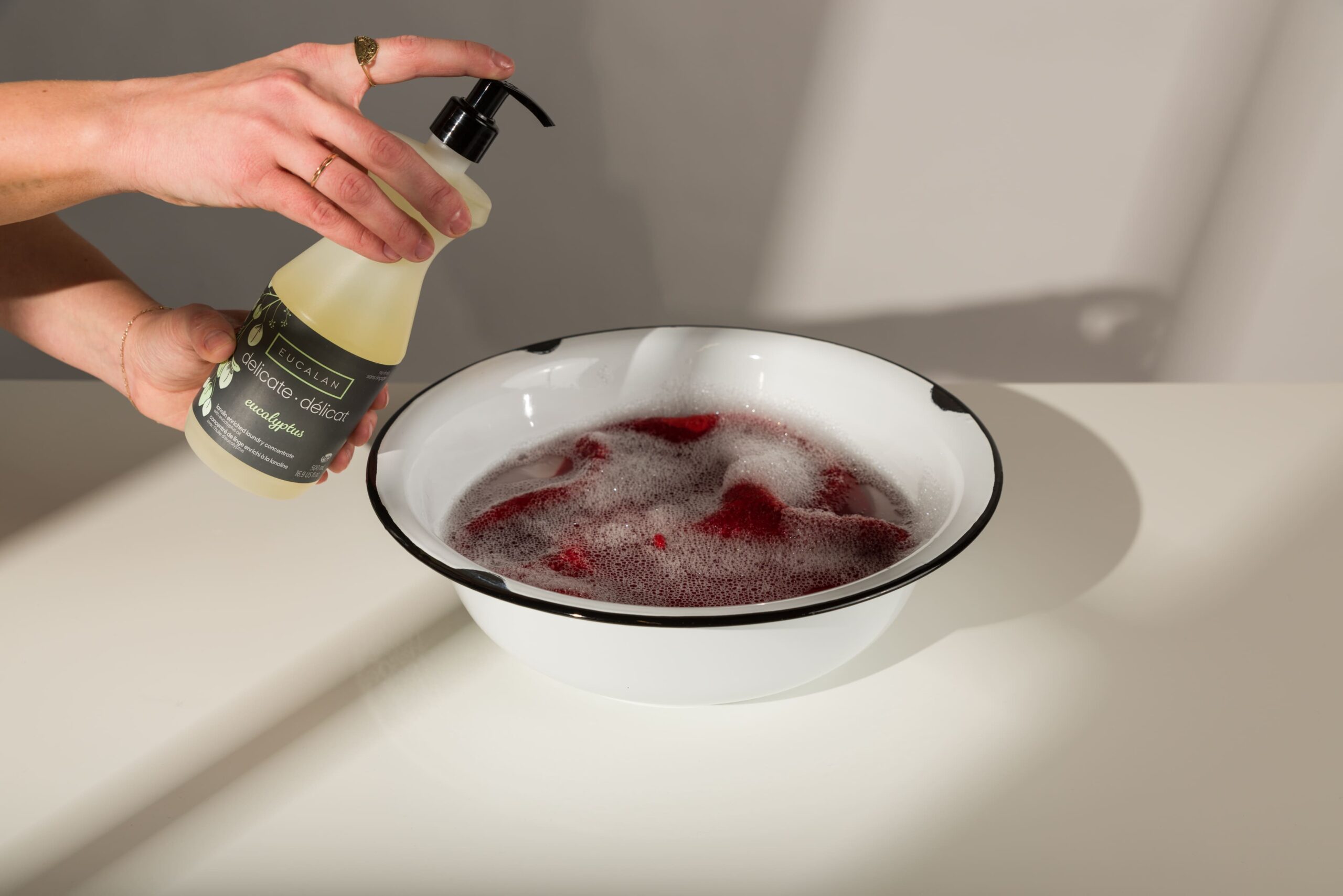 Delicate Wash - Eucalyptus (500 ml) - Bilde 3